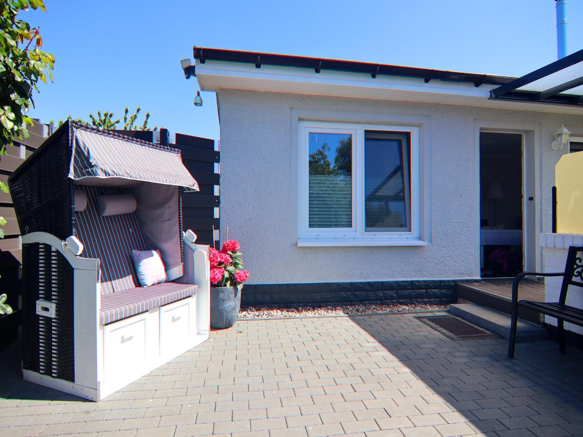 Serene Bungalow In Neubukow With Garden Экстерьер фото